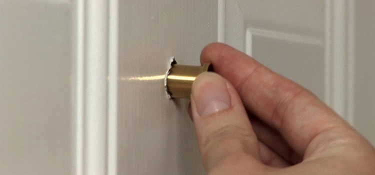 peephole door repair in Altamonte Springs